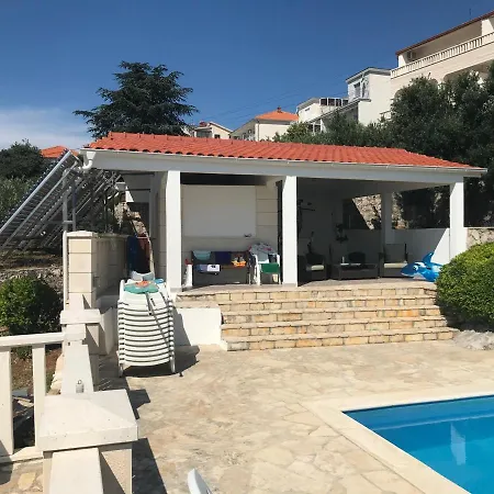 Irena Apartman Trogir