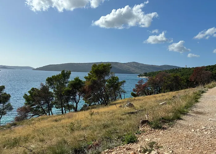 Irena - Longevity Retreat 아파트 트로기르