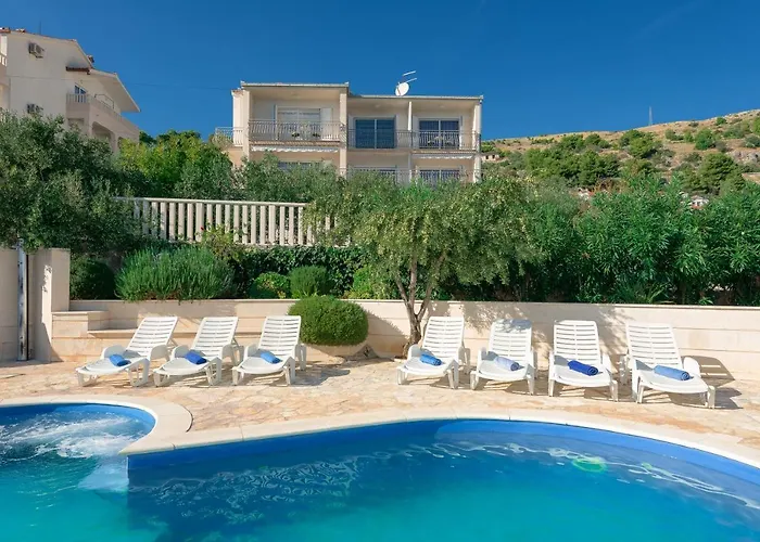 아파트 Irena - Longevity Retreat *