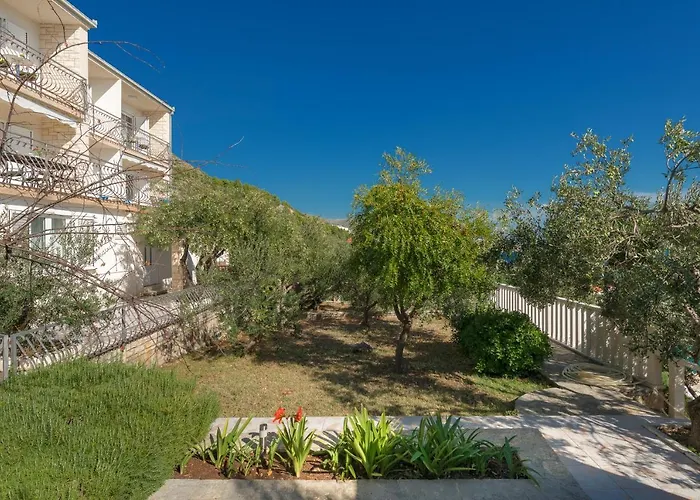 아파트 Irena - Longevity Retreat *