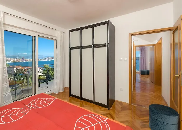 아파트 Irena - Longevity Retreat