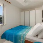 Apartment Irena - Longevity Retreat Trogir