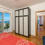 Apartment Irena - Longevity Retreat