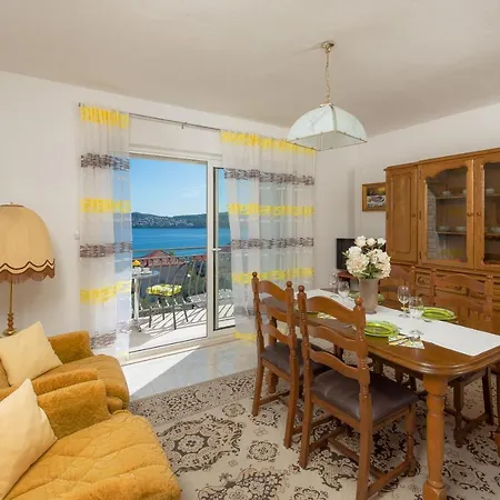 Apartment Irena
