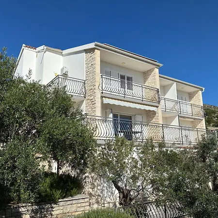 Apartamento Irena - Longevity Retreat Trogir