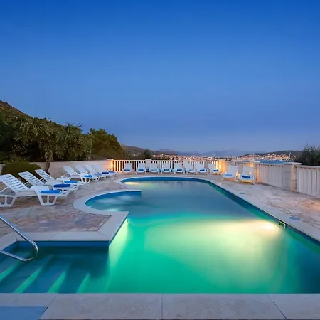 Irena - Longevity Retreat Apartamento Trogir