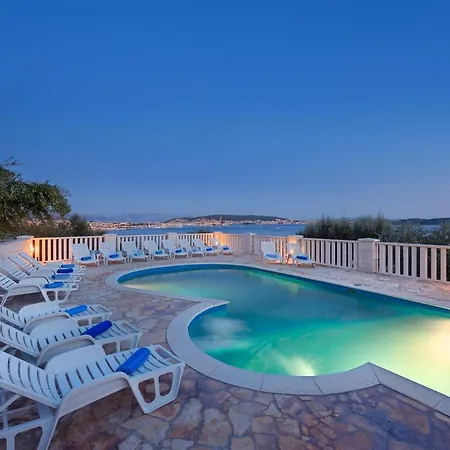 Irena - Longevity Retreat