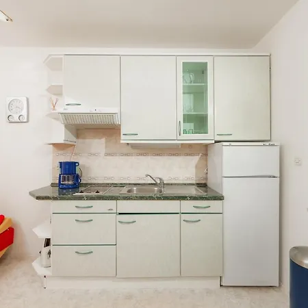Irena - Longevity Retreat Apartamento