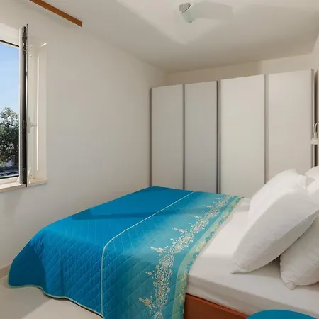 Apartamento Irena - Longevity Retreat Trogir