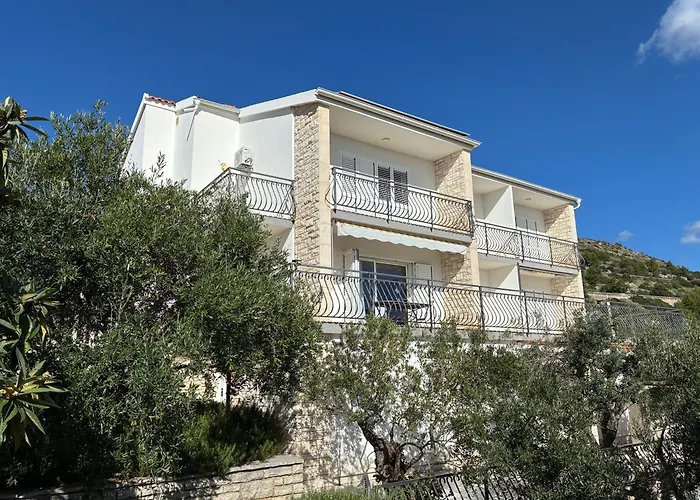 Διαμέρισμα Irena - Longevity Retreat Τρογκίρ